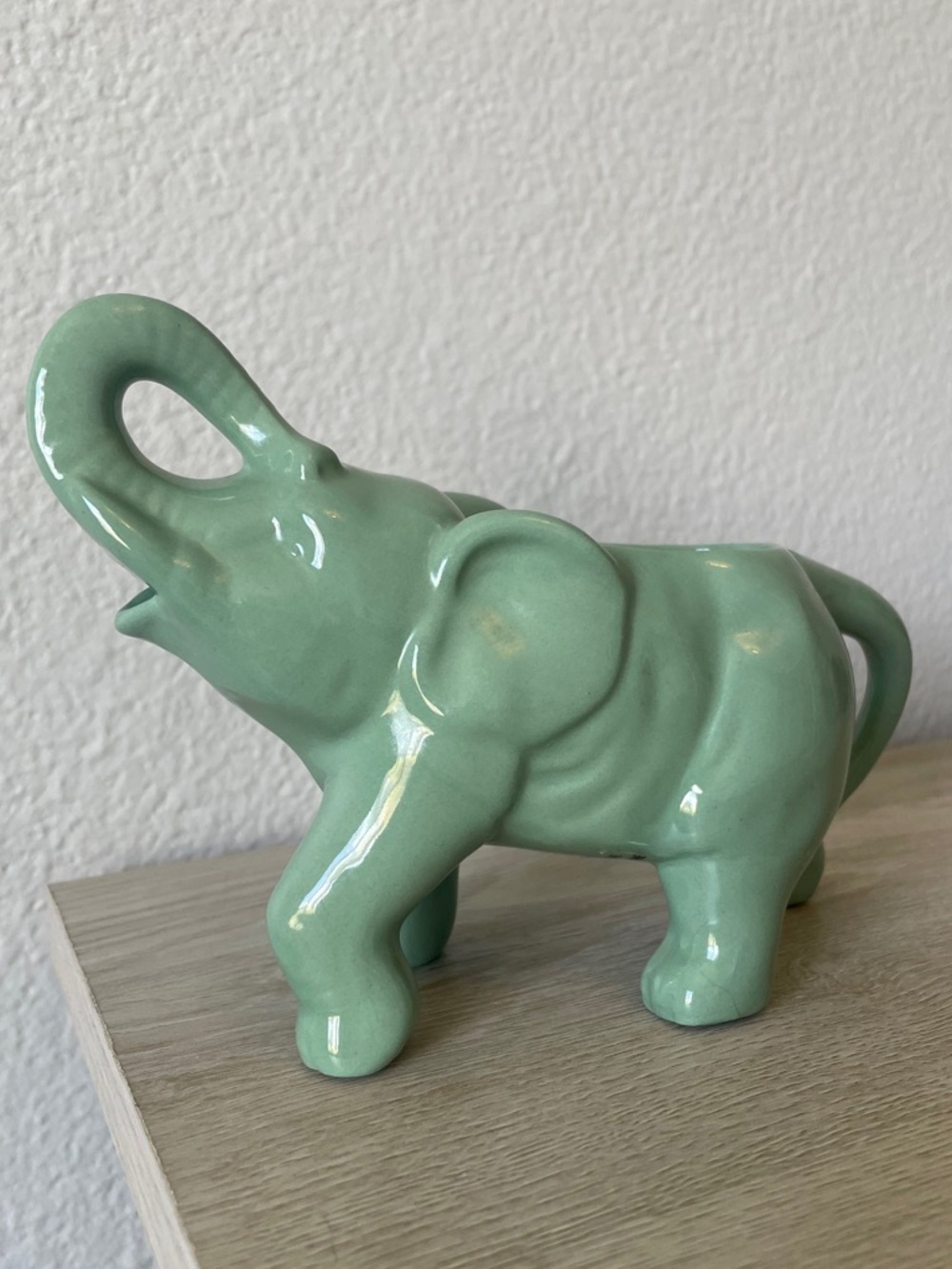 Vtg Figural Ceramic Pottery Elephant Planter Seafoam Green McCoy? Hull?